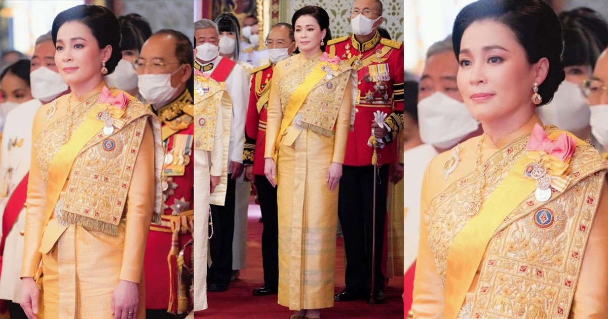 พระราชินีฉลองพระองค์ชุดไทยบรมพิมาน เนื่องวันเฉลิมพระชนมพรรษาพระบาทสมเด็จพระเจ้าอยู่หัว